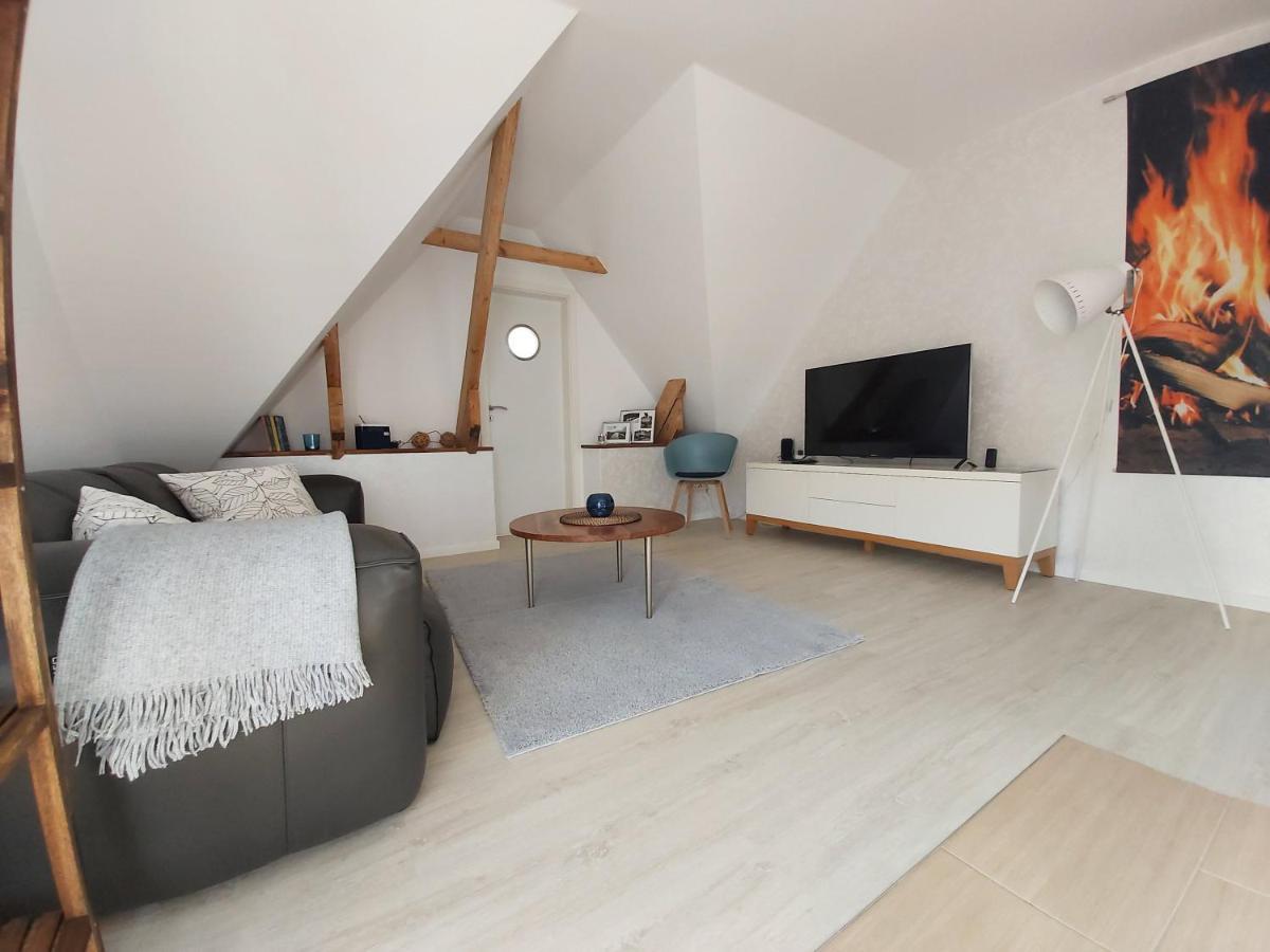 Backstage Apartment Kiel-Holtenau Esterno foto